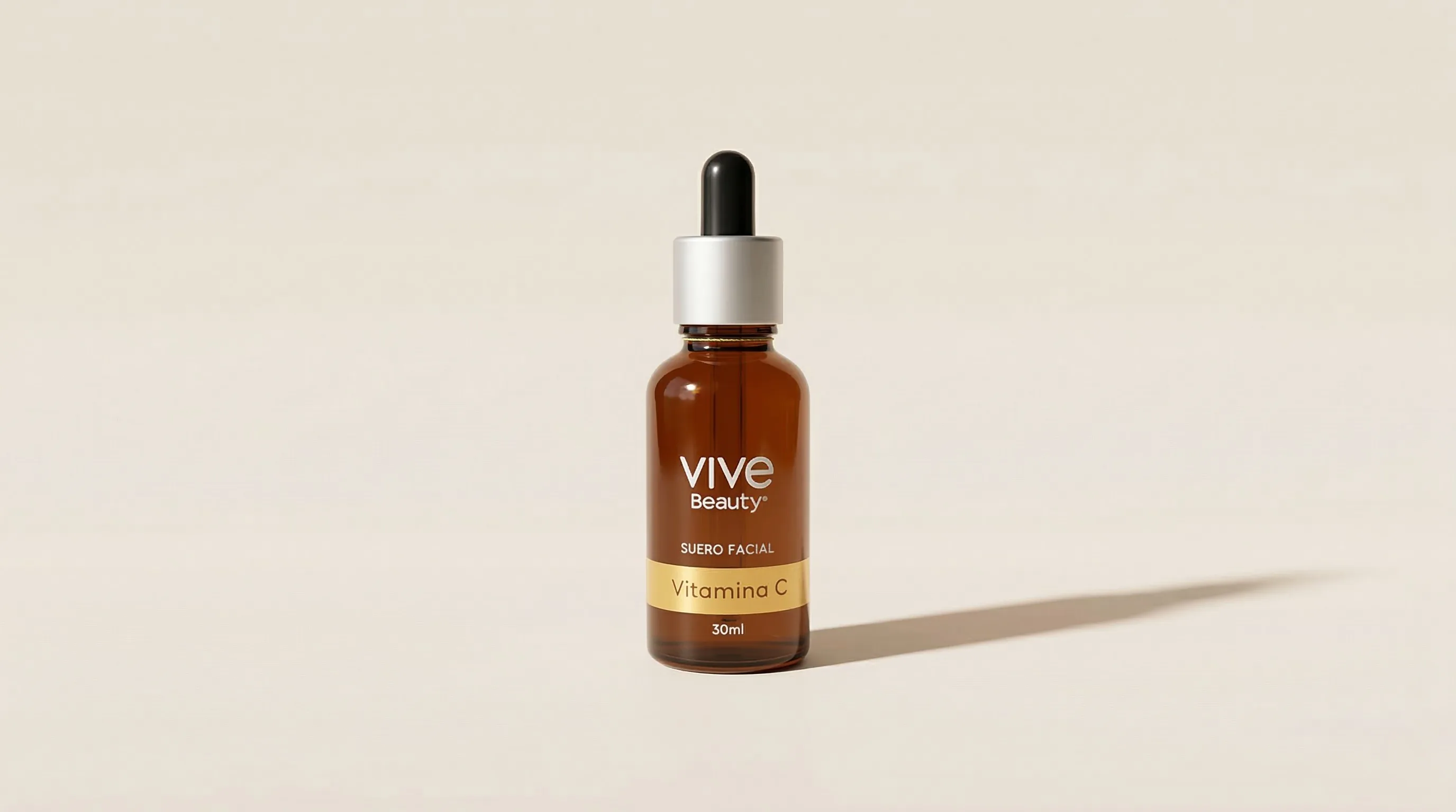 Serum de vitamina C Basika para rutina de glow